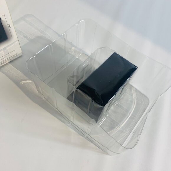 REAL SIMPLE Silicone 2 in 1 Charging Station Black (iPhone/headphones) - Picture 8 of 10